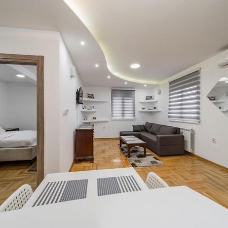 Port 1 Apartment Belgrad Exterior foto