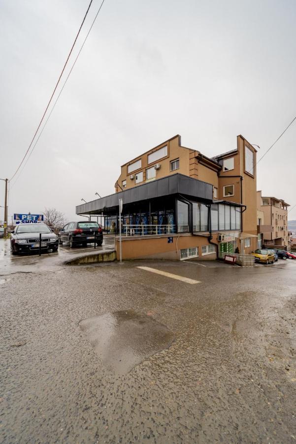Port 1 Apartment Belgrad Exterior foto