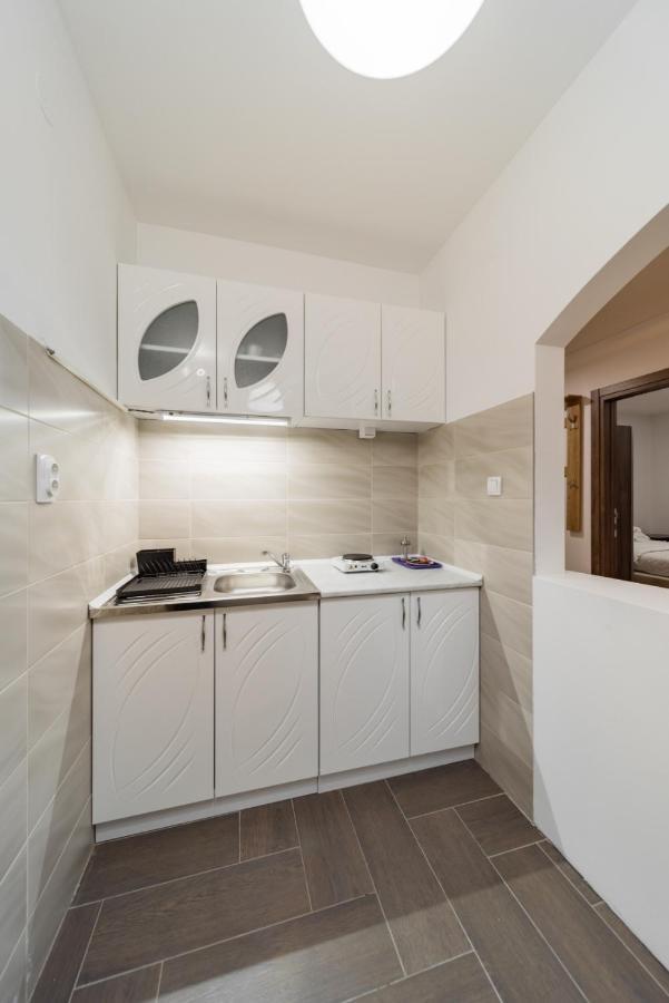 Port 1 Apartment Belgrad Exterior foto