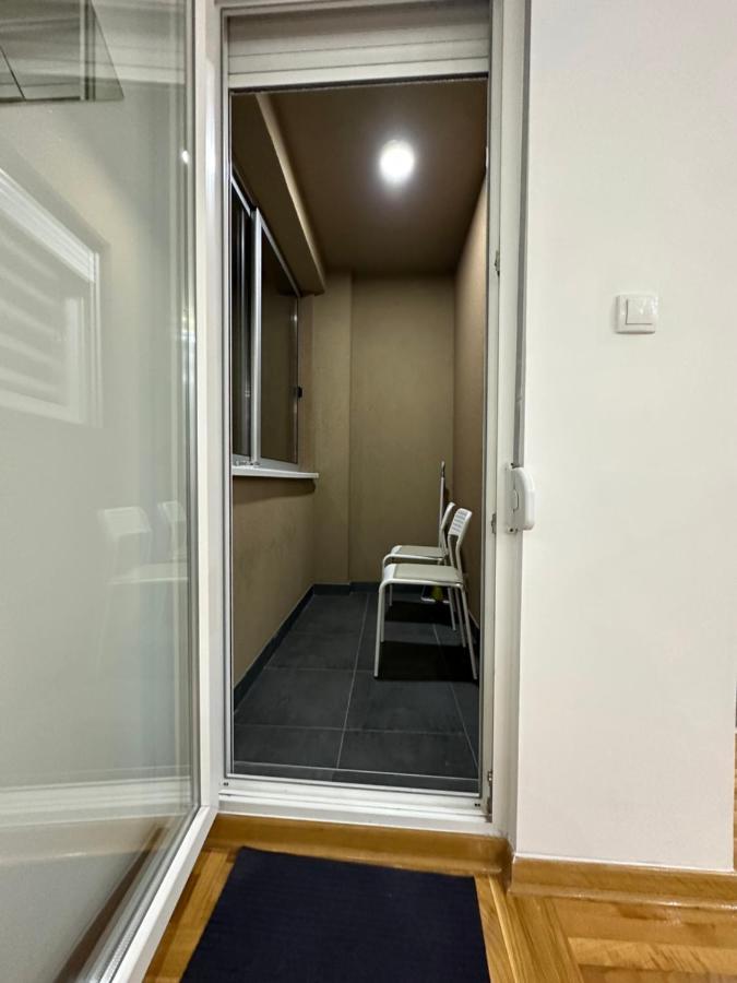 Port 1 Apartment Belgrad Exterior foto