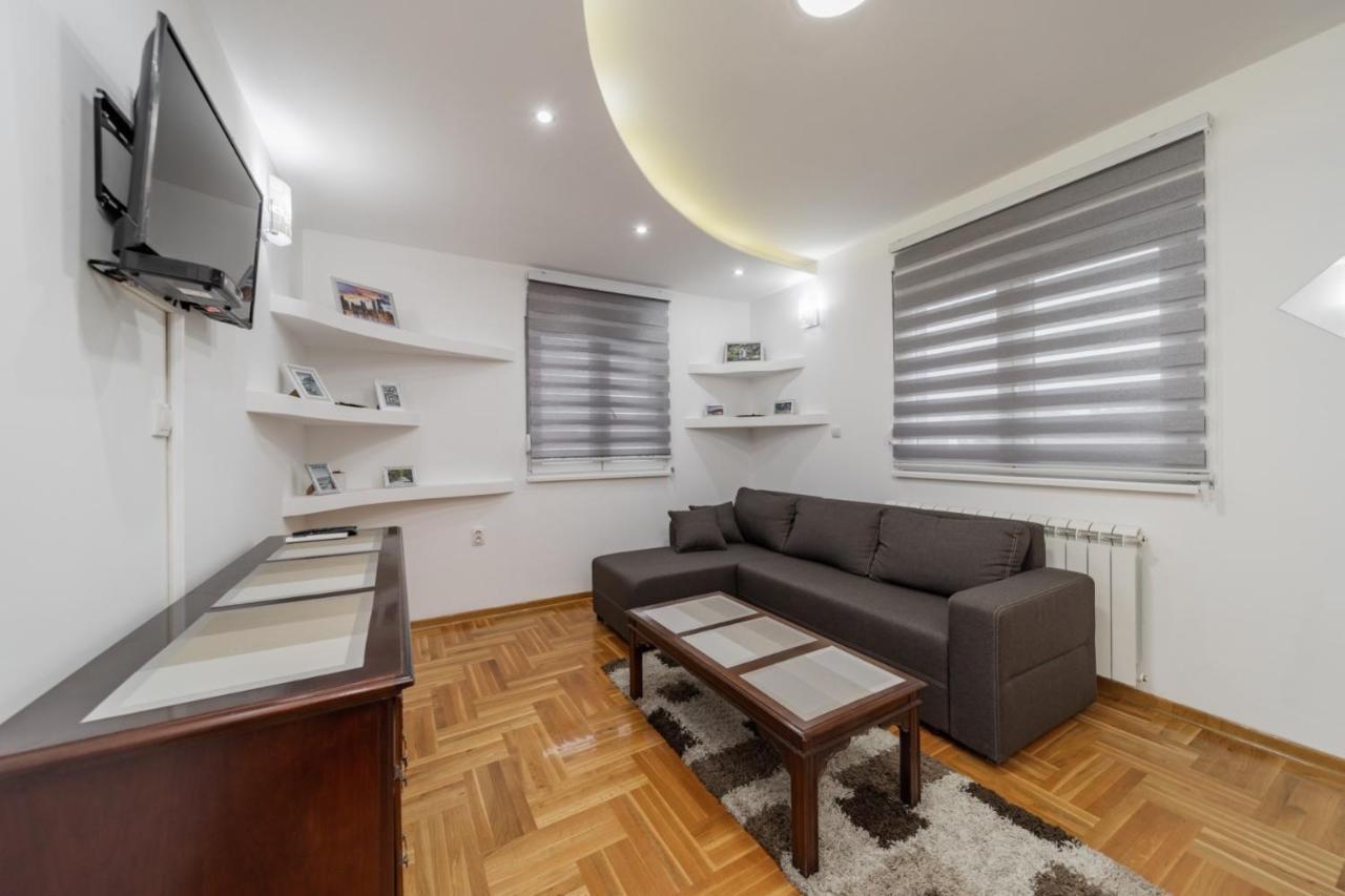 Port 1 Apartment Belgrad Exterior foto