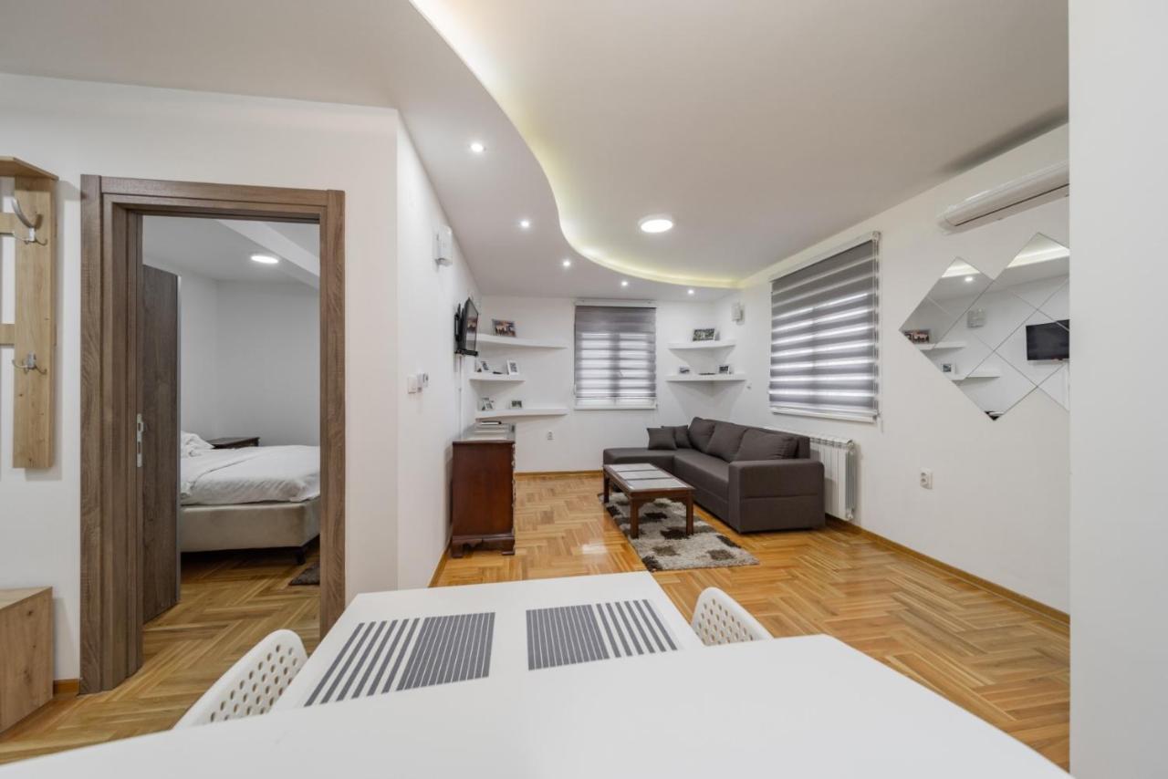 Port 1 Apartment Belgrad Exterior foto