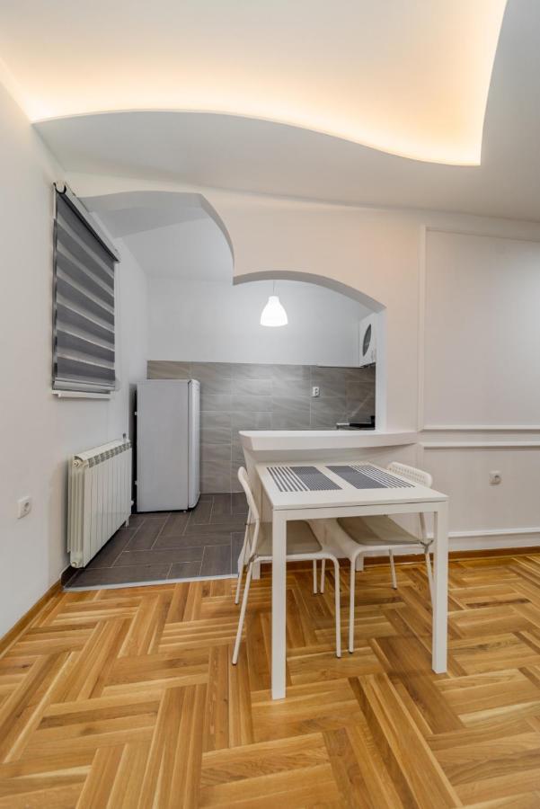 Port 1 Apartment Belgrad Exterior foto
